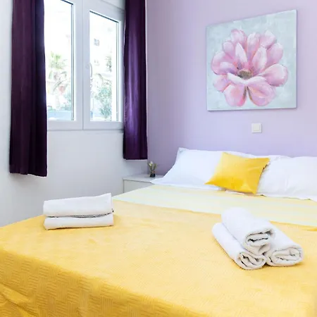 In With View * Makarska