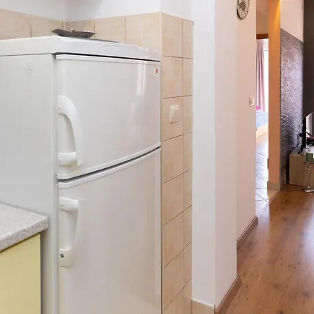 In With View Apartament