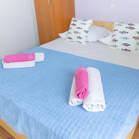 Apartman In With View Makarska